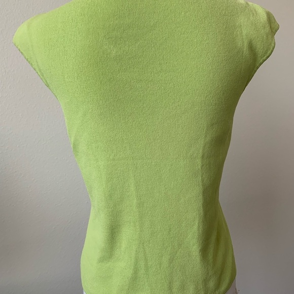Lime Green Sleeveless Top with Floral Accent - Picture 3 of 4
